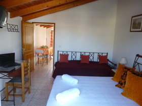 Pettas Apartments