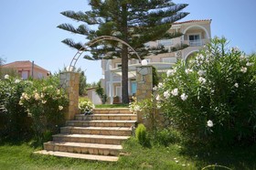 Stefania Apartments