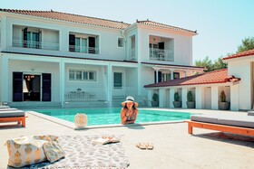 Villa Aigli