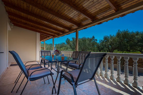 Villa Eleon