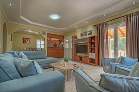 Villa Eleon