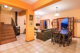 Villa Eora