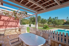 Villa Erato Periyali