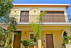 Xagnando Holiday Home