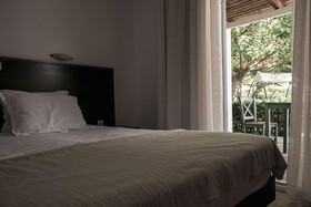 Zefyros Eco Resort
