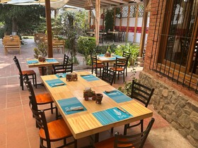 Hotel Panajachel Oasis