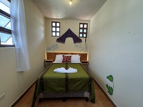 Hotel Panajachel Oasis
