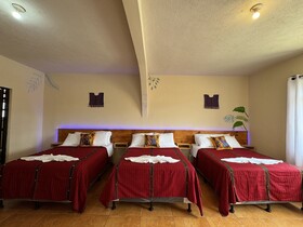 Hotel Panajachel Oasis