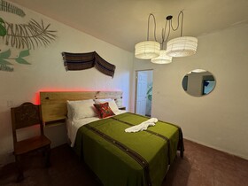 Hotel Panajachel Oasis