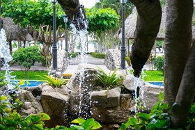 Amatique Bay Hotel