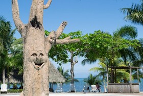 Amatique Bay Hotel
