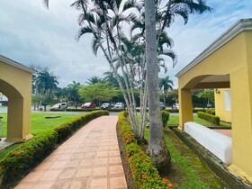 Amatique Bay Hotel