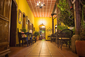 Casa Antigua