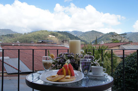 Casa Antigua