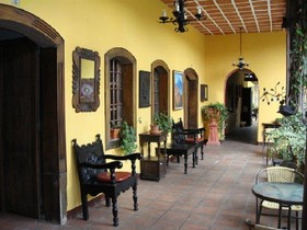 Casa Antigua