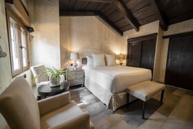 El Convento Boutique