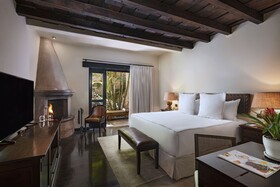 El Convento Boutique