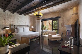 El Convento Boutique