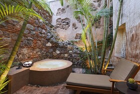 El Convento Boutique