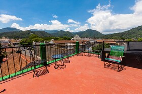 Hostel La Sin Ventura