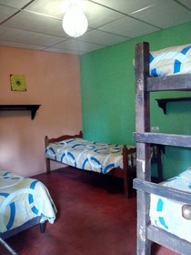 Hostel Restaurante Casa Jacaranda