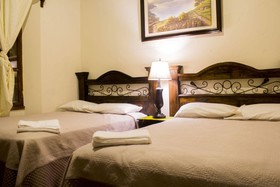 Hotel Dionisio Inn