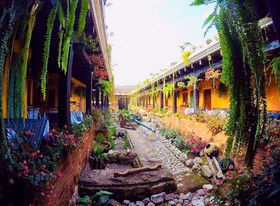 Hotel Eterna Primavera