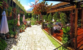 Hotel Eterna Primavera