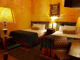 Hotel Eterna Primavera