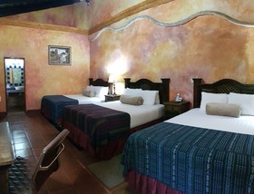 Hotel Eterna Primavera