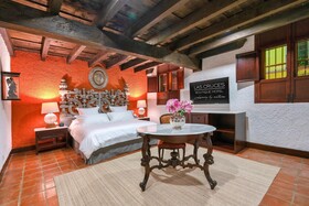 Las Cruces Boutique Hotel