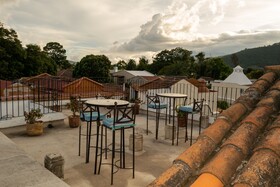 La Villa Serena Bed & Breakfast