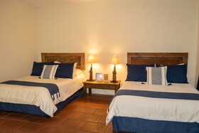 La Villa Serena Bed & Breakfast