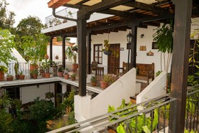 La Villa Serena Bed & Breakfast