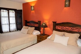 La Villa Serena Bed & Breakfast