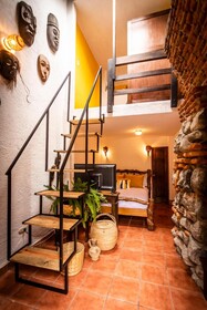 La Villa Serena Bed & Breakfast
