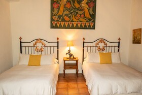 La Villa Serena Bed & Breakfast