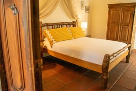 La Villa Serena Bed & Breakfast