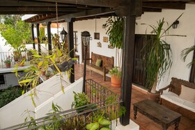 La Villa Serena Bed & Breakfast