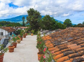 La Villa Serena Bed & Breakfast