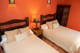 La Villa Serena Bed & Breakfast
