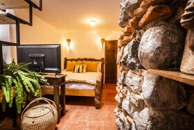 La Villa Serena Bed & Breakfast