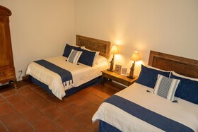 La Villa Serena Bed & Breakfast