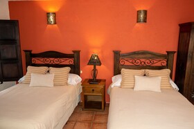 La Villa Serena Bed & Breakfast