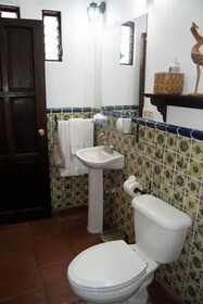 La Villa Serena Bed & Breakfast