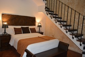 Los Olivos Boutique