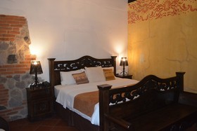 Los Olivos Boutique