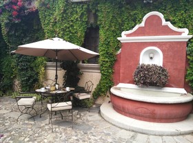 Los Olivos Boutique