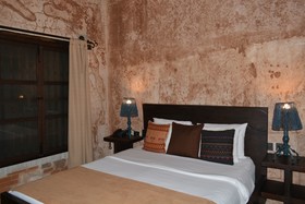 Los Olivos Boutique