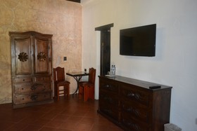 Los Olivos Boutique